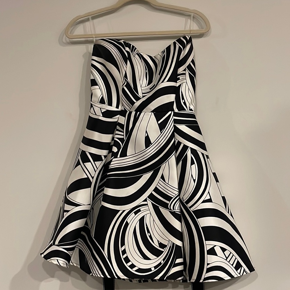 Black and White Mid Dress